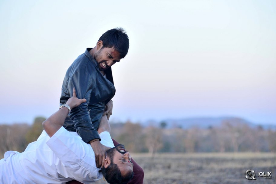 Dhanalakshmi Thalupu Thadithe